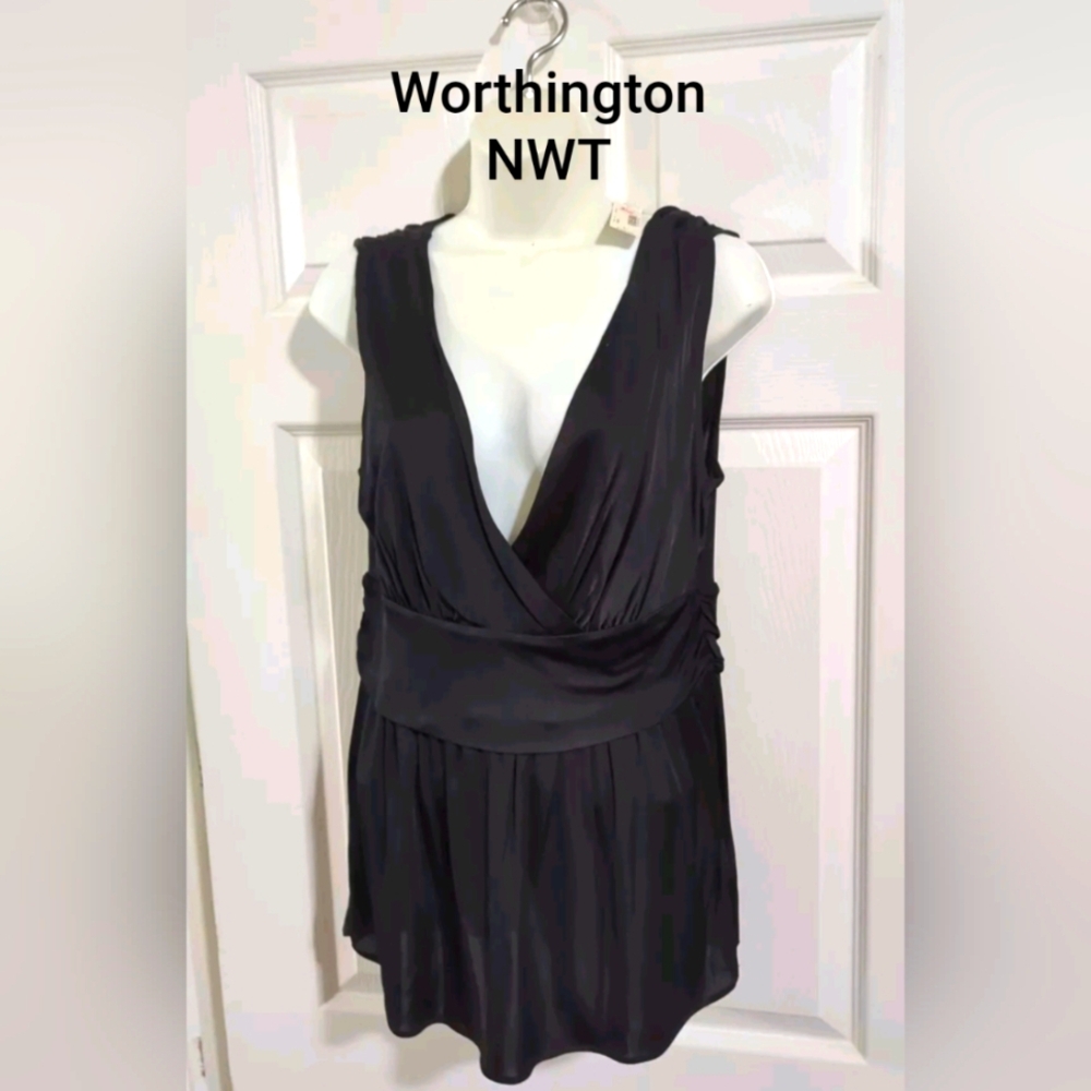 NWT WOMEN'S WORTHINGTON BLACK SLEEVELESS TOP SIZE LARGE V- NECK
